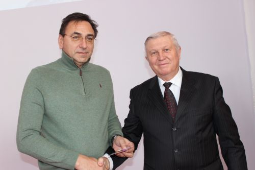 ffa0e15048412a5fe83830fa57e66d3e